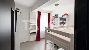 Apartament spatios 78 mp cu 3 camere si balcon 9 mp in zona Turnisor - imagine 6