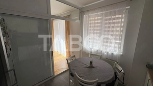 Apartament spatios 78 mp cu 3 camere si balcon 9 mp in zona Turnisor - imagine 3
