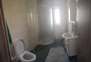 inchiriez apartament 3 camere - imagine 9