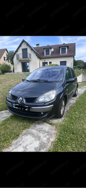 Renault Scenic - imagine 3