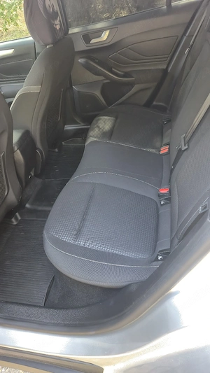 Vând Ford Focus 1.5 tdci fabricatie X.2020 - imagine 4