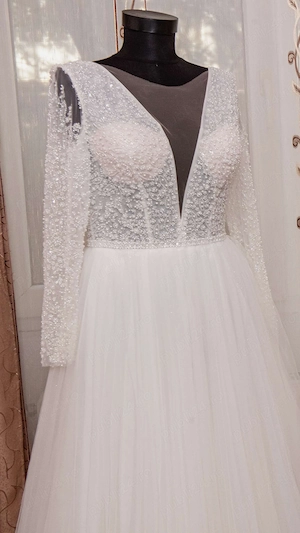 vand rochie mireasa cu voal cadou marimea s m 