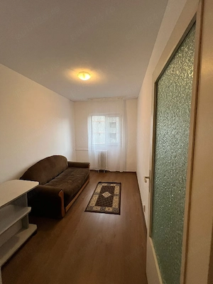 Inchiriez ap 3 camere PB Nufarul vis a vis de Lotus Centre - imagine 5