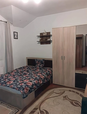 Proprietara vand apartament 