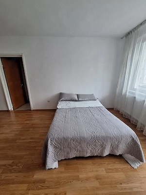 Vanzare apartament 2 camere, b-dul G Cosbuc - imagine 4