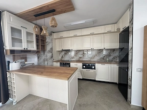 Apartament 4 camere/lux/ 2 parcari subterane/Elite City