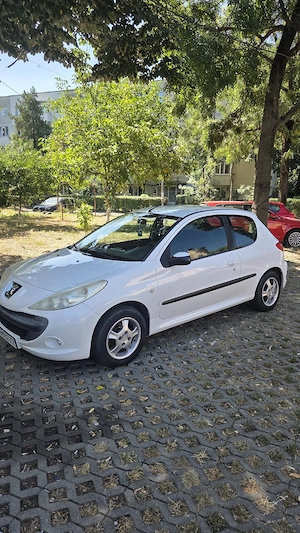 Peugeot 206+ - imagine 2