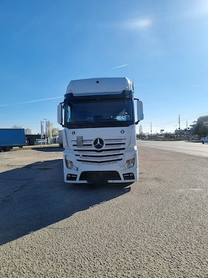 Mercedes Actros  - imagine 3