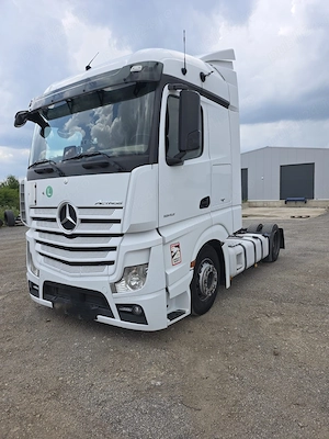 Mercedes Actros  - imagine 4