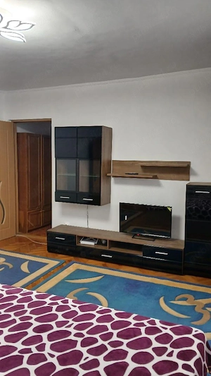 2 cam confort unu Girocului Sp Judetean, boxa  Recent renovat Mobilier nou living dormitor - imagine 5