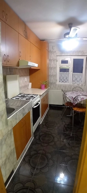 2 cam confort unu Girocului Sp Judetean, boxa  Recent renovat Mobilier nou living dormitor - imagine 6