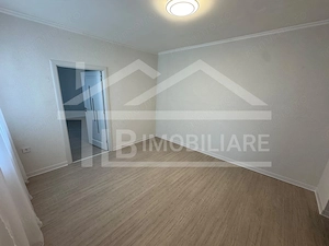 Casa cu 4 camere, 180 mp, Zona Semicentrala - imagine 3