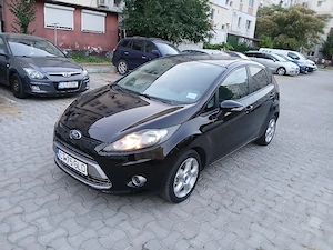 ford fiesta fab 2011 motor 1.4d 2 seturi de jante aliaj bine întreținută 