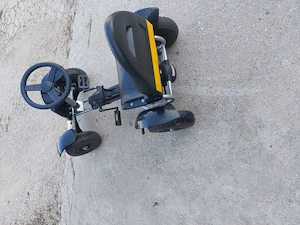 Se vinde kart pt copi 3 10 ani pu