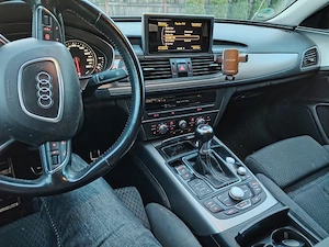 Audi A6 S-line din 2011 - imagine 2