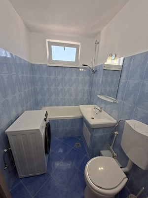 APARTAMENT 2 Camere   ultracentral   1.350 LEI LUNĂ - imagine 8