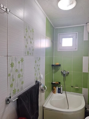 Apartament 2 camere, 33 mp, zona Bariera Vâlcii - imagine 4