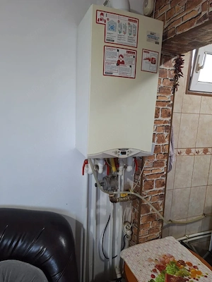 Apartament 2 camere, 33 mp, zona Bariera Vâlcii - imagine 7