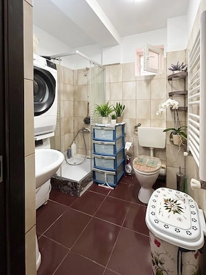 Apartament la pret de garsoniera cu gradina de 35mp + parcare - imagine 11