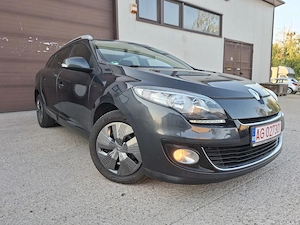 Renault Megane -an 2013-1.5 dci110-navi-parc auto-nr rosii