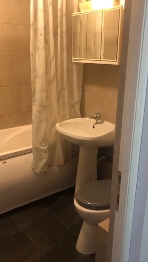 Disponibil ,ap 2 cam 50 mp dec zona Platimia -Motilor,500 eur - imagine 9