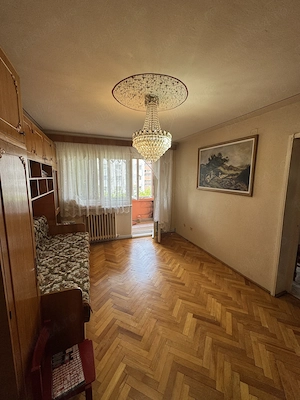 Apartament 3 camere, str. Plugarilor