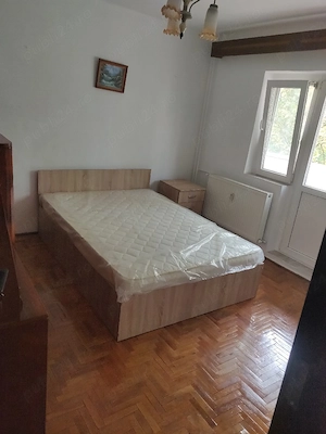 Inchiriez ap 2 camere PB zona Nufarul, Leornado da Vinci