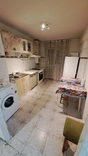 Apartament 3 camere decomandat 80mp 2 grupuri sanitare  foarte spațios bariera bucurești  - imagine 4