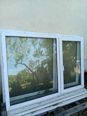 Geamuri termopan cu deschidere dubla si plasa tantari