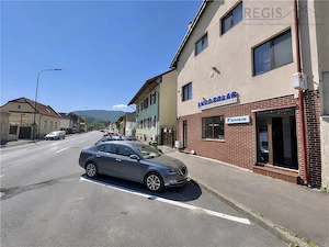 Spatiu comercial cu vad in imobil nou din zona centrala - imagine 6