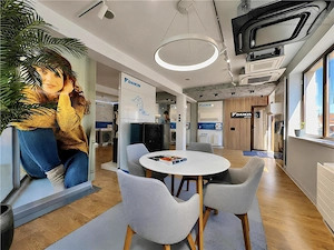 Spatiu comercial cu vad in imobil nou din zona centrala - imagine 2
