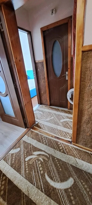 Apartament 3 Camere Decomandat Centrala Proprie Etajul 1 Zona Girocului Plavat 2 - imagine 4