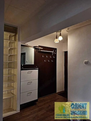 Tomis 3, de inchiriat 3 camere, mobilat, gaze, parcare - imagine 8