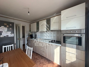 Apartament cu 2 camere de vânzare ,decomandat, Zona Bucovina,Timisoara - imagine 8