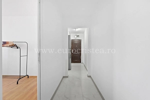 Apartament 3 camere de vânzare în Mangalia, Str. Sirenei .