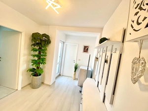 Penthouse | 2 terase | vedere panoramică | parcare | complet mobilat - imagine 9