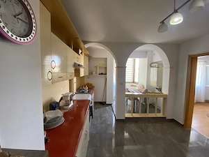 Apartament cu 2 camere de închiriat - imagine 5