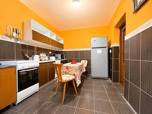 4 camere, suprafata generoasa, etajul 1, zona Bucovinei - imagine 11