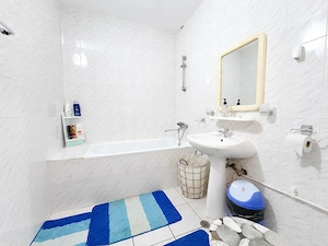 4 camere, suprafata generoasa, etajul 1, zona Bucovinei - imagine 14