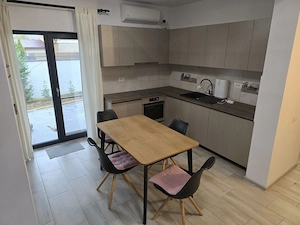 Casa cu 4 camere si garaj - imagine 4