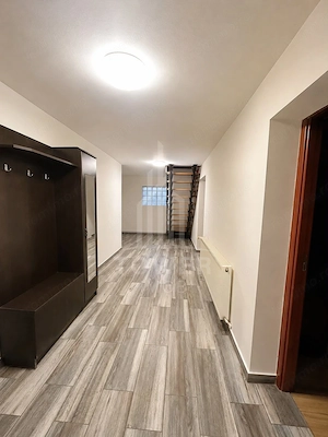 Casă modernă de vânzare în Poplaca – la 10 minute de Sibiu - imagine 6