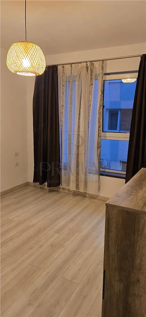 BRAYTIM - 2 CAMERE - ETAJUL 1 - MOBILAT SI UTILAT - BALCON GENEROS - imagine 5