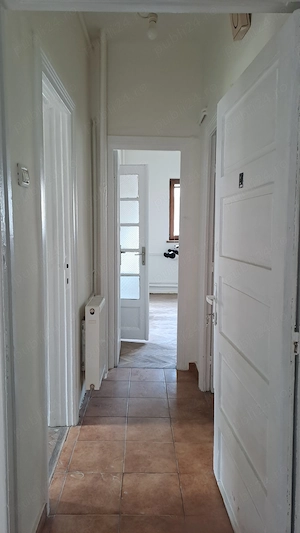Apartament 3 camere in vila in coproprietate - imagine 4