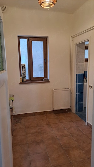 Apartament 3 camere in vila in coproprietate - imagine 8