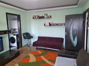 Proprietar 2 camere miorita omv - imagine 3