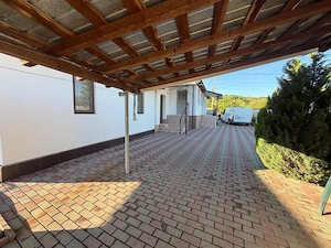 Casa de vanzare