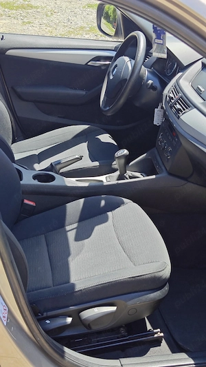 BMW X1 2.0 Diesel 2012 - imagine 10