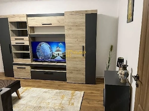 Apartament 3 camere decomandate, in zona Podul de Fier, 15 minute de UMF. - imagine 3