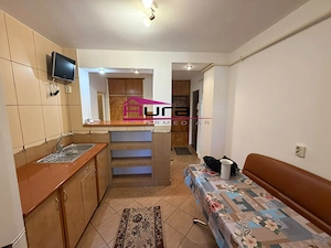 Inchiriez apartament 3 camere cartier e3 zona taxe si impozite - imagine 2