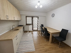 Apartament de vanzare cu 2 camere, semidecomandat, zona Soarelui - imagine 2